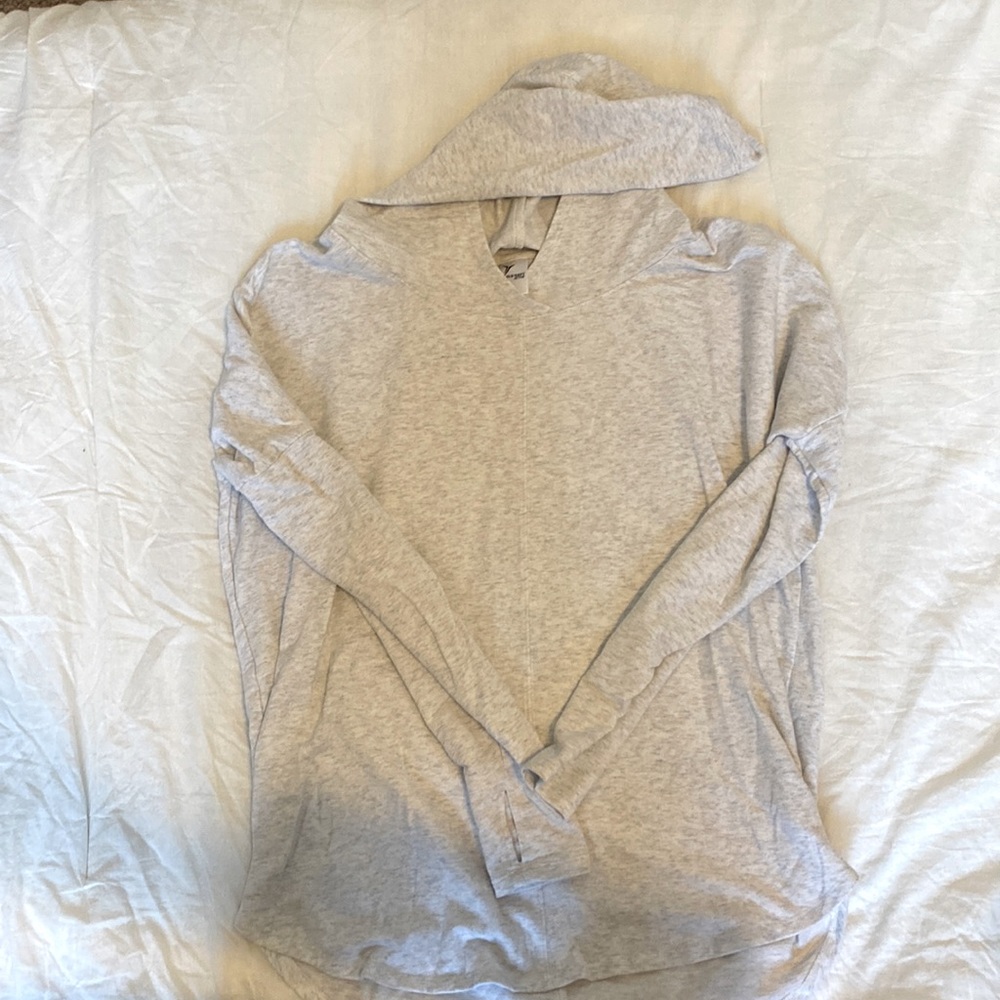 Activewear long sleeve top